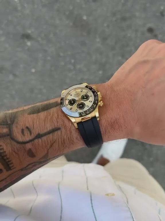Men's Rolex Daytona Chronograph Watch – Yellow Gold & Black